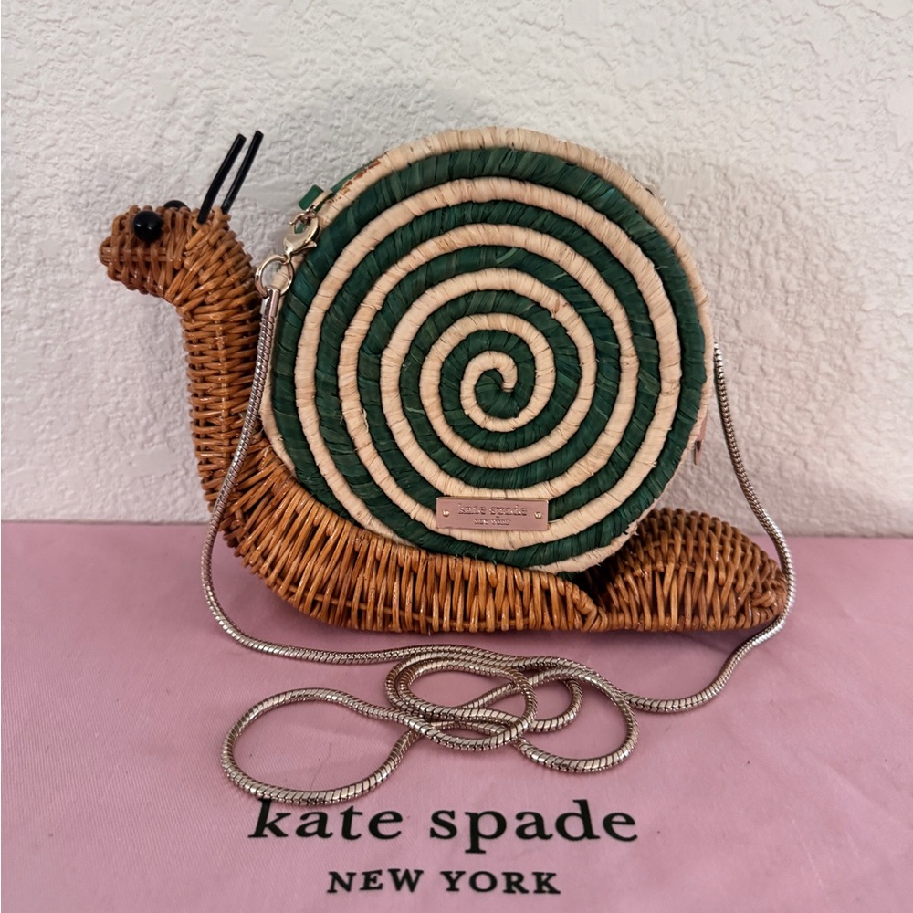 Kate Spade Spring Forward Wicker Snail